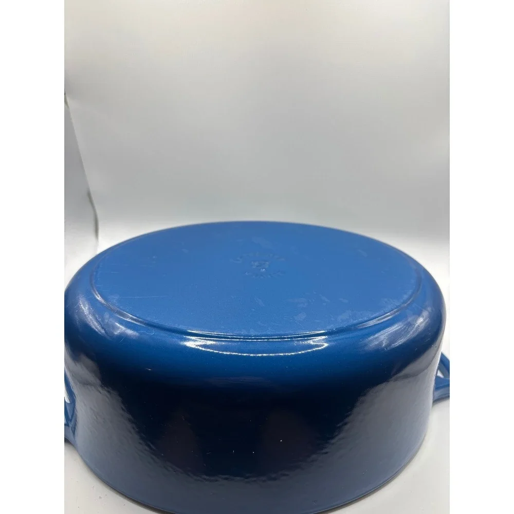 Le Creuset Signature Cast Iron Oval Dutch Oven Marseille Blue 4.25 Qt Size 27